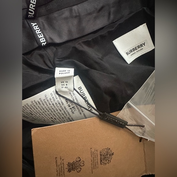 Burberry Black Wool Cropped Tailored Trousers - Picture 7 of 9